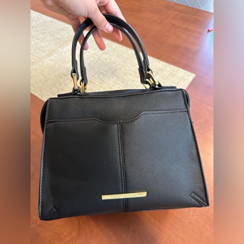 Steve Madden Gold and Black Crossbody Purse/Bag